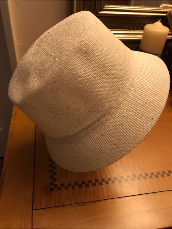 Alex Max Accessories - Women's White Sparkle Straw Bucket Hat